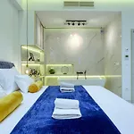 Rino Luxury زادار